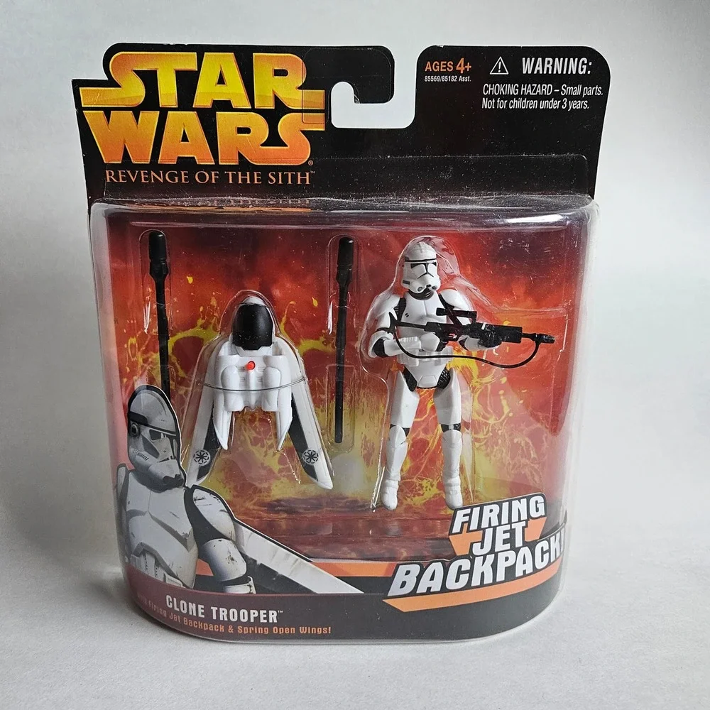 Star Wars Revenge of the Sith Clone Trooper Firing Jet Backpack 2005 Hasbro NEW